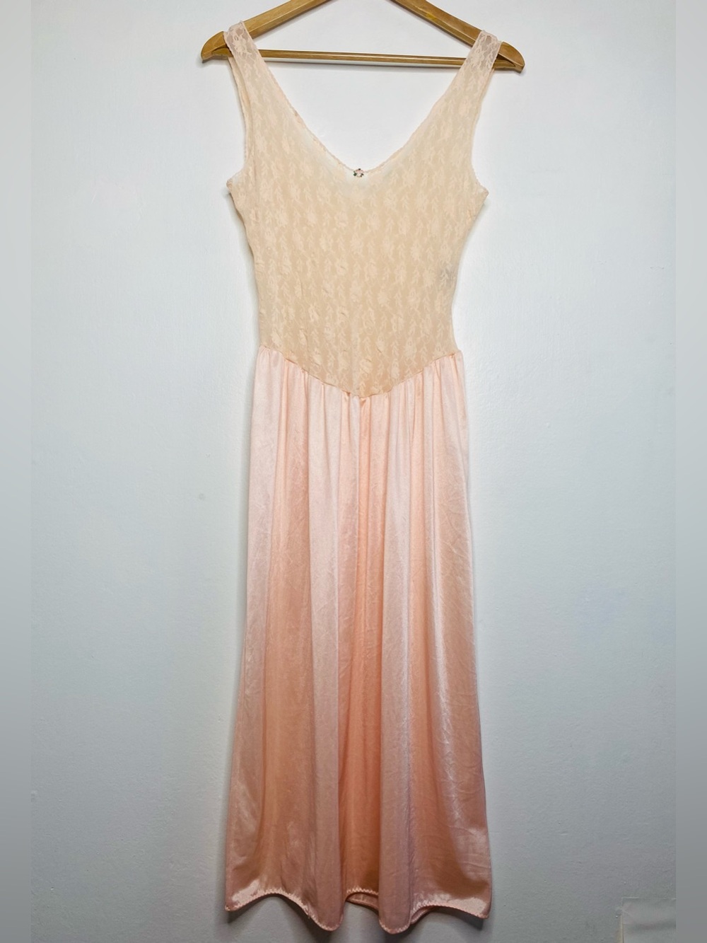 Vintage Undercover wear Midi  Slip Nightgown Size M Pastel Lace